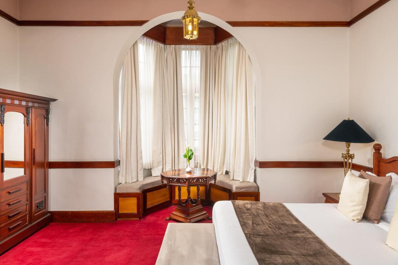 The Grand Hotel - Heritage Grand Нувара Елия Екстериор снимка