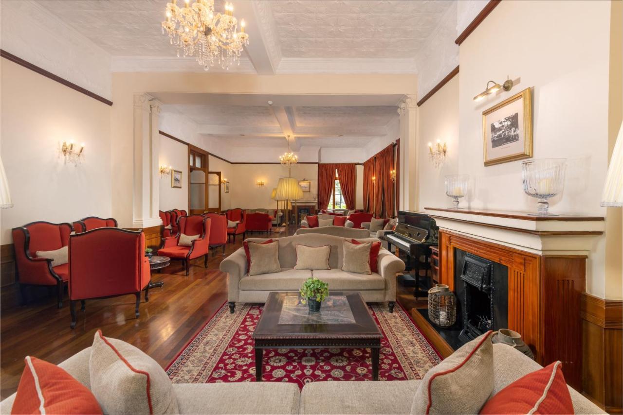 The Grand Hotel - Heritage Grand Нувара Елия Екстериор снимка